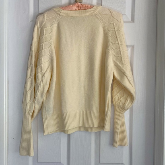 Brand new cropped knit sweater - Picture 3 of 7